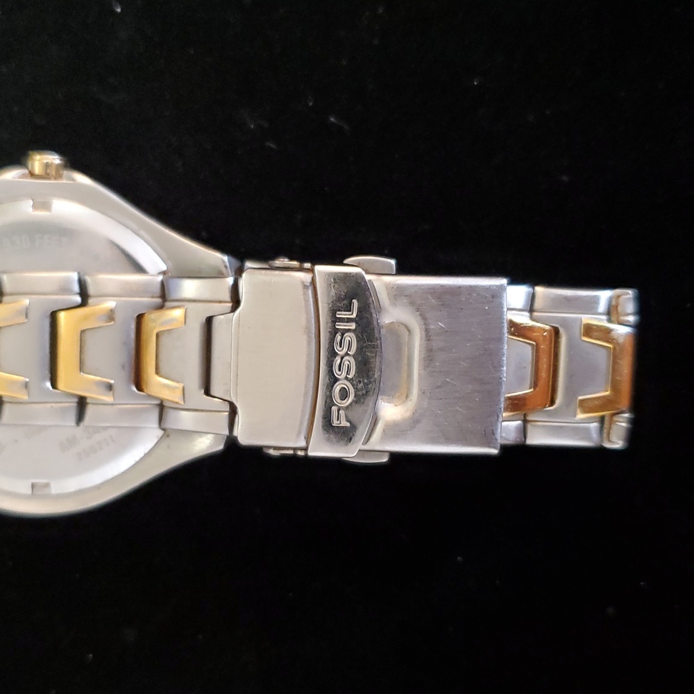 Fossil Blue Watch 100 Mtrs Men's Quartz All Stainless Luminous Hands New Battery - Picture 6 of 11